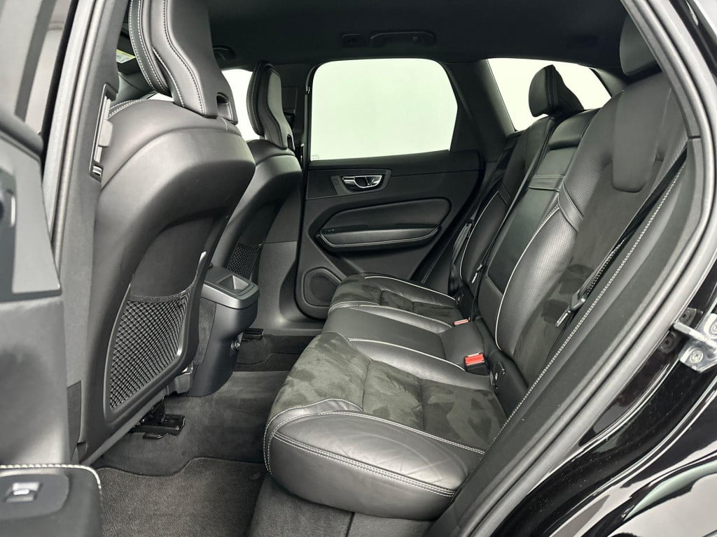 Volvo XC60 2.0 d4 r-design leder camera trekhaak