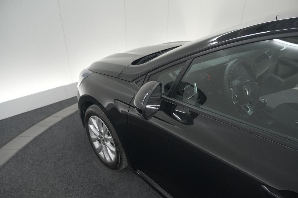 Renault Clio tce 90 equilibre | parkeersensoren | apple carplay | cruise co