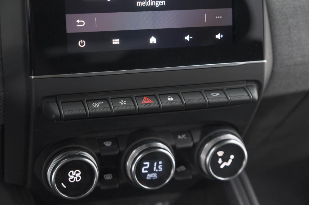 Renault Clio tce 90 gpf techno | 360 camera | adaptieve cruise control | 9.