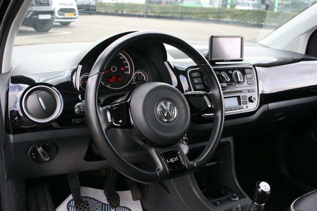 Volkswagen UP! 1.0 high up! black edition bluemotion