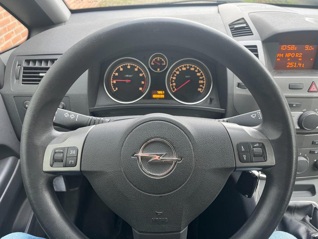 Opel Zafira 1.6 temptation | 7 pers.