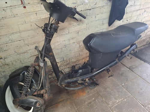 Te koop onderdelen peugeot speedfight