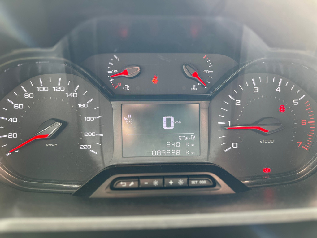 Peugeot Partner 1.5 bluehdi premium//apple carplay//cruise