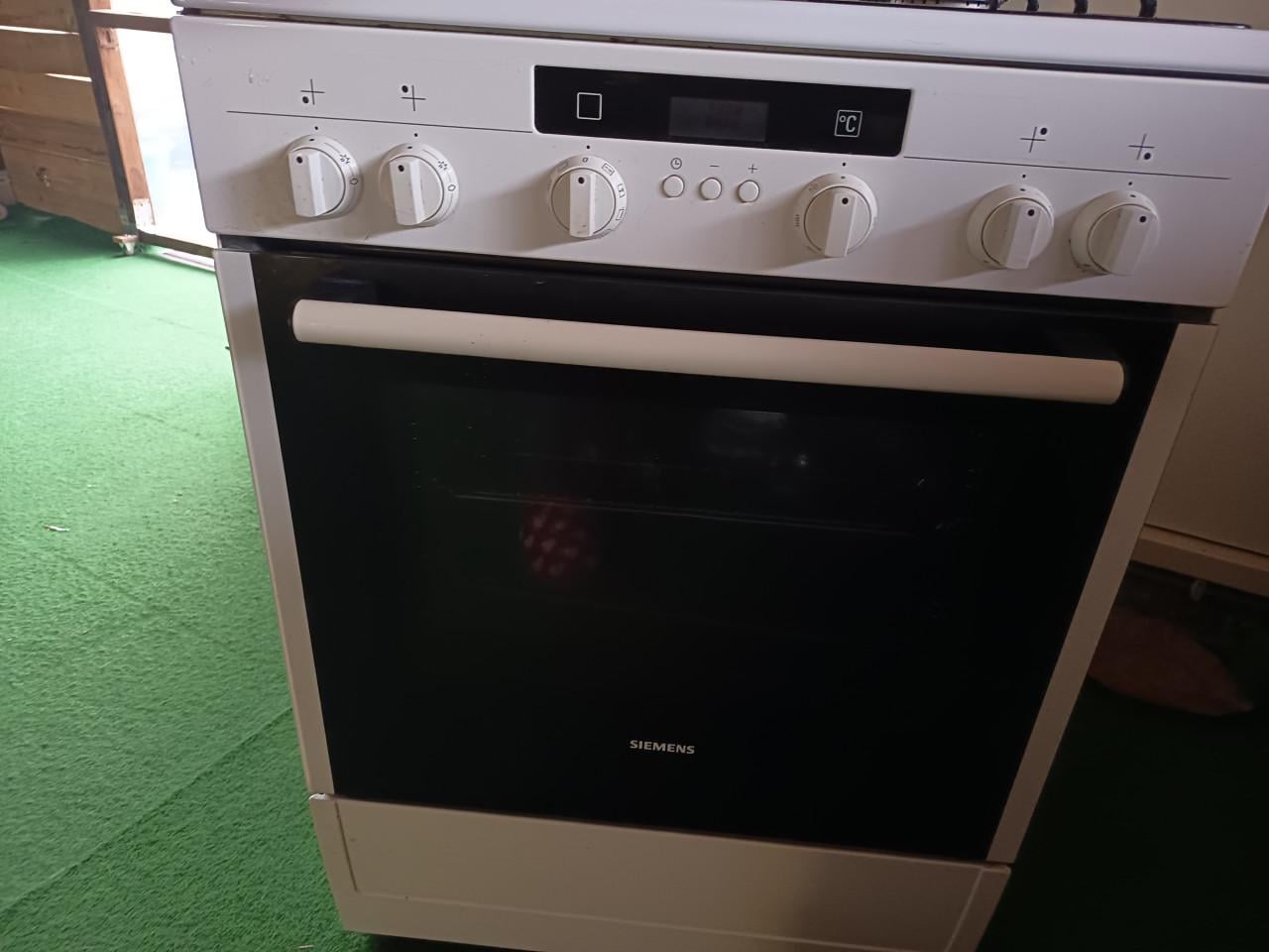Gasfornuis met elektrische oven
