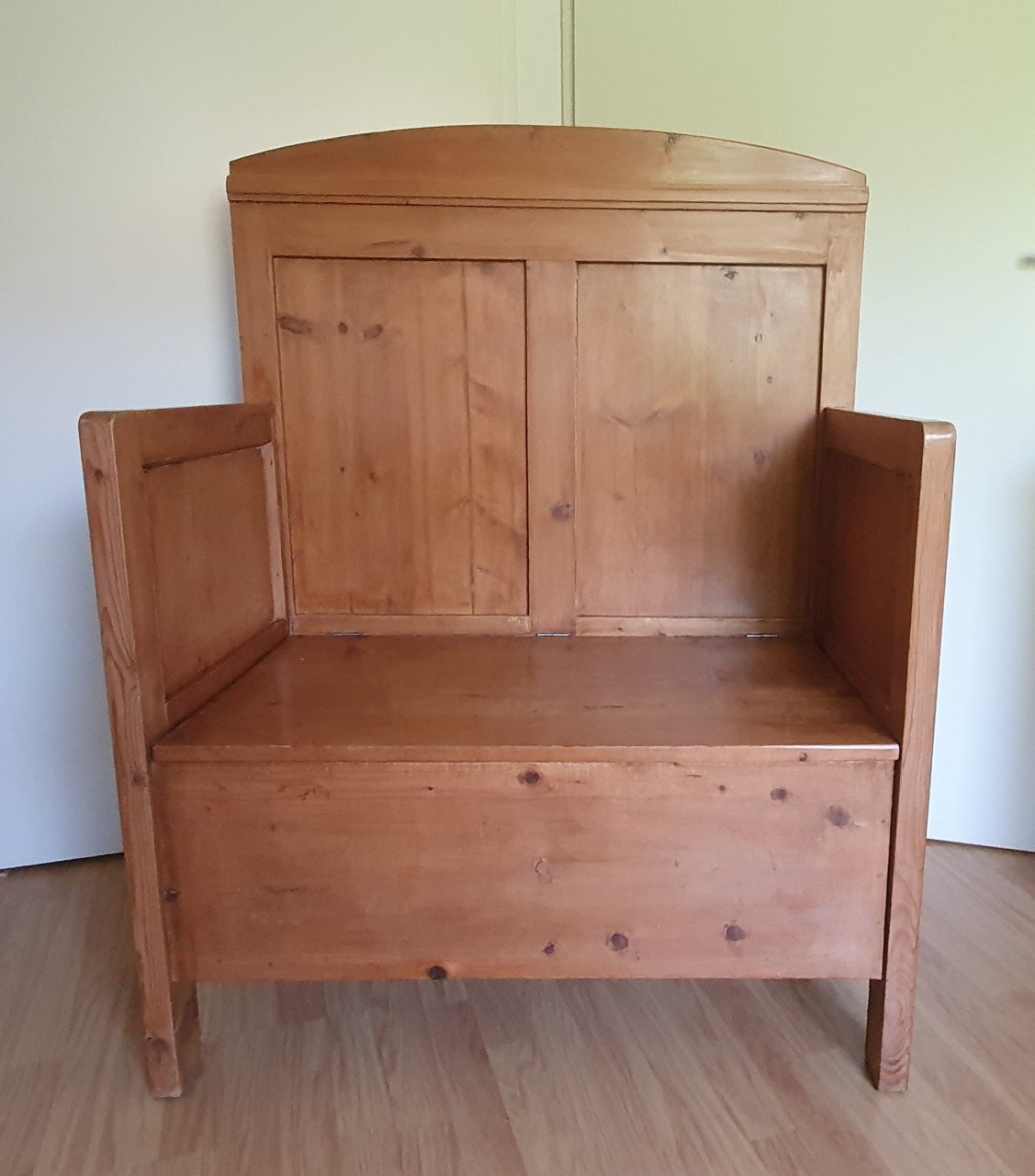 Klepbank van grenen