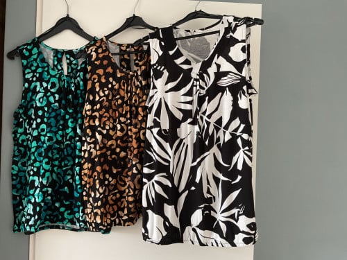 3 nieuwe tops, shirts City Life XL, nooit gedragen