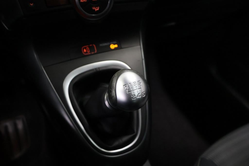 Toyota Corolla Verso 1.6 vvt-i skyv. ed.