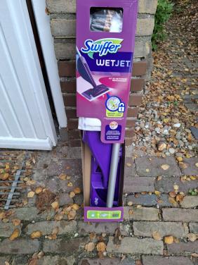 Swiffer wetjet