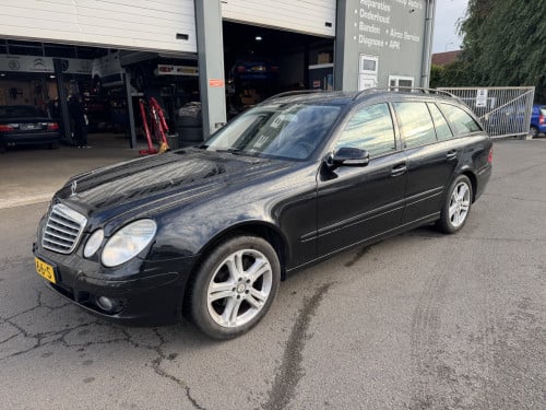 Mercedes E-Klasse 200K Classic Estate Stationwagen AUTOMAAT