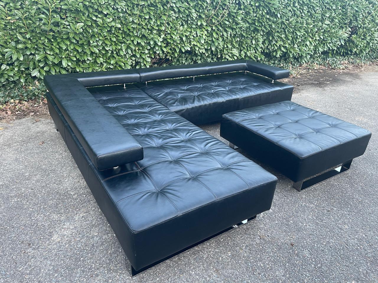 Montèl Cipriani design hoekbank zwart leer met hocker – Gratis Levering NL