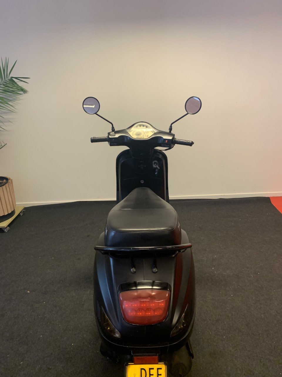 RIVA MODEL 45KM NU 495,= RIJKLAAR