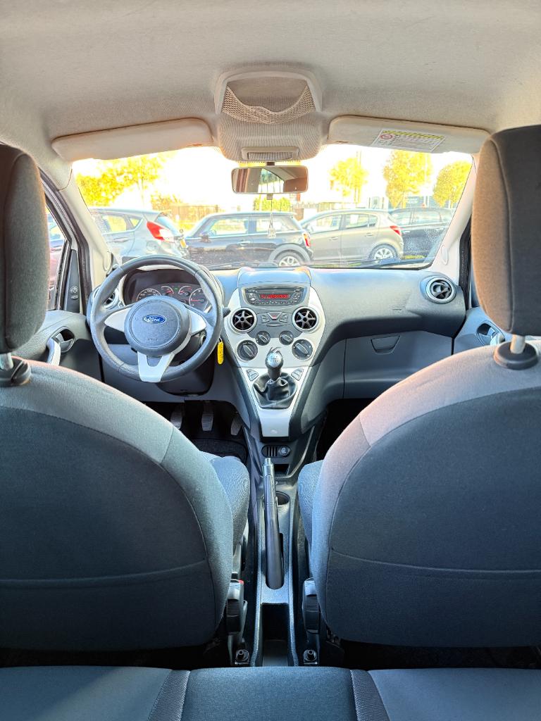 Ford KA 1.2 titanium - airco - 1e eigenaar