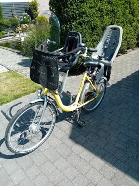 Sparta moederfiets met stoeltjes  jepp in zeer goede staat met 7 Vers 26inc