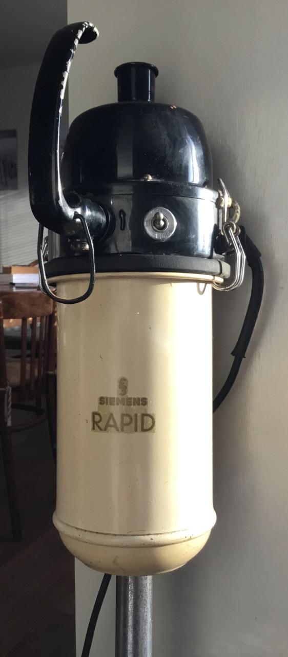 SIEMENS RAPID steelstofzuiger, 1e helft vorige eeuw