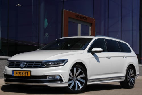 Volkswagen Passat variant 2.0 tsi 220pk highline r-line | dynauidio | acc |