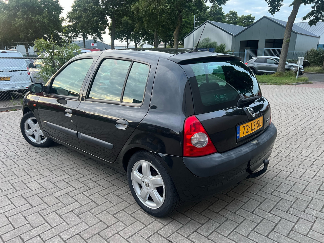 Renault Clio 1.6-16V Dynamique Jaar Apk