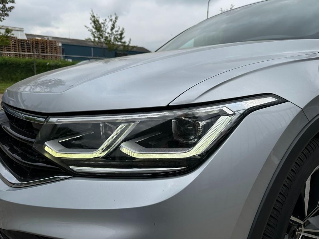 Volkswagen Tiguan 1.5 tsi r-line business+ trekhaak camera 20'' black style
