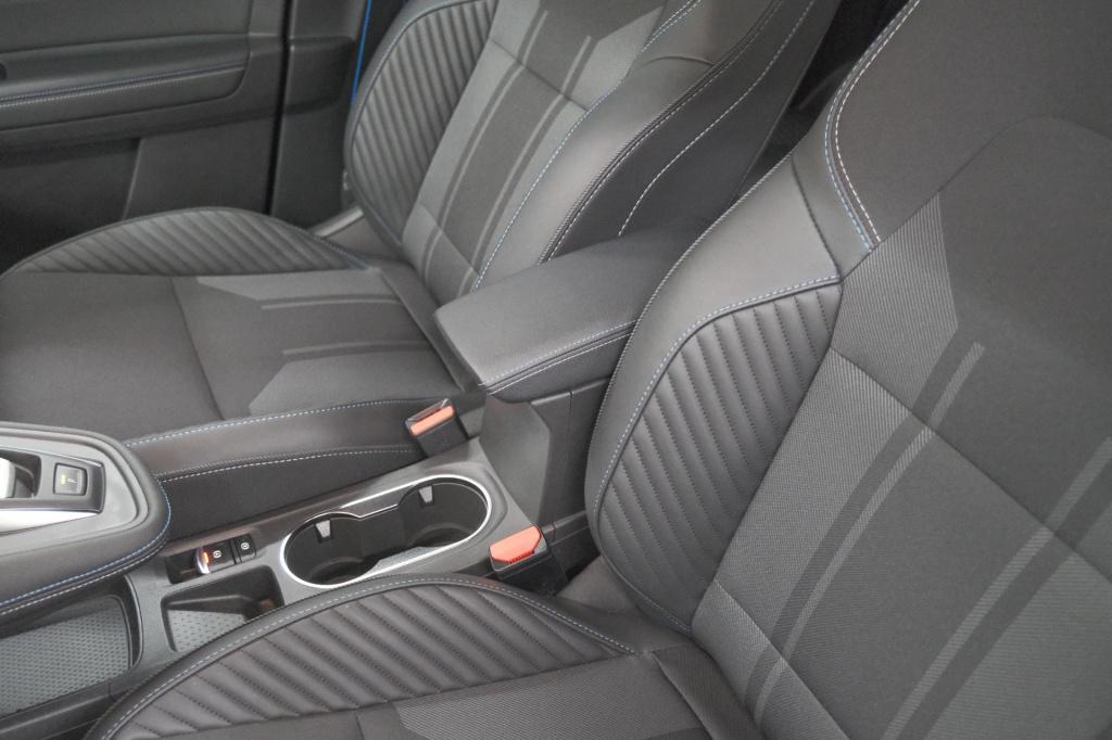 Renault Captur 1.8 e-tech full hybrid 160 esprit alpine | rondom camerazich