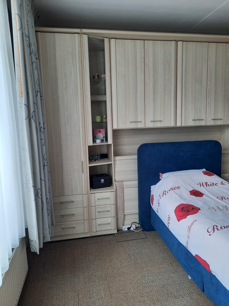 Kastenwand / bedombouw slaapkamer