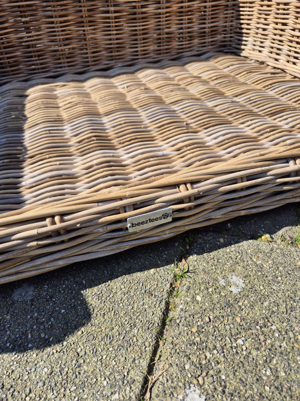 Beeztees Grote rieten mand