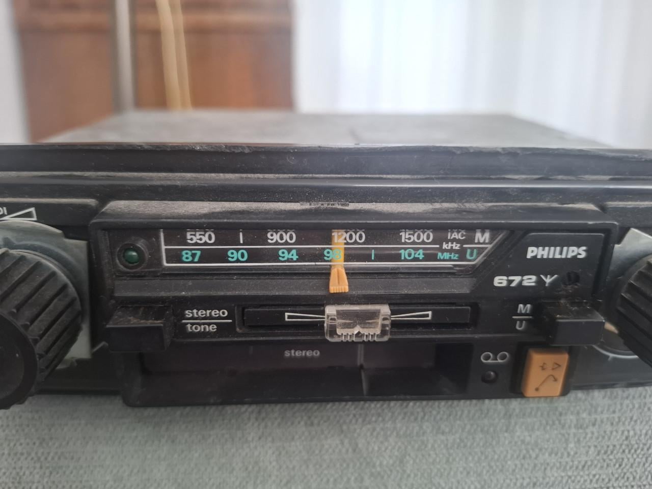 Klassieke Philips werkende autoradio