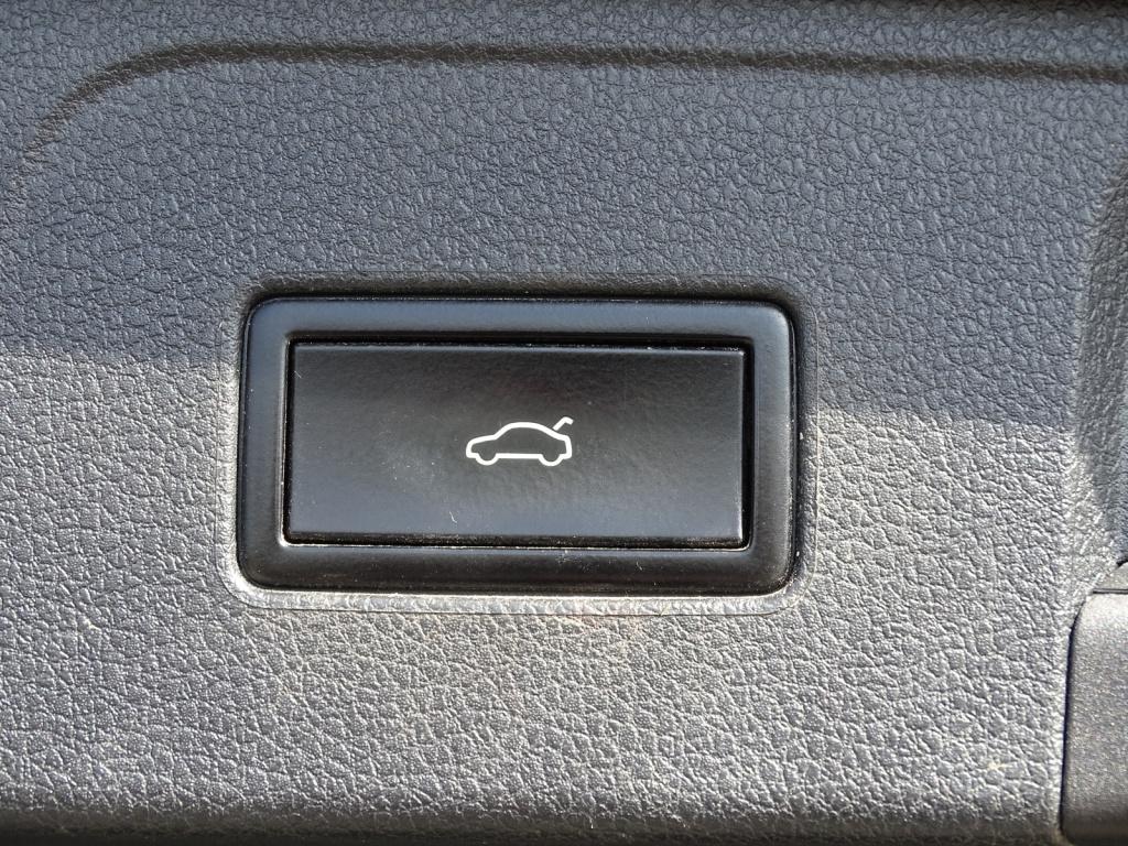 Volkswagen Passat variant 2.0 tsi highline 211pk automaat | el. trekhaak | 