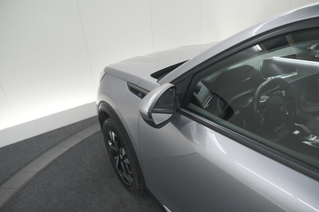Peugeot E-2008 ev gt 50 kwh | 3 fase laadfunctie | camera | navigatie | par