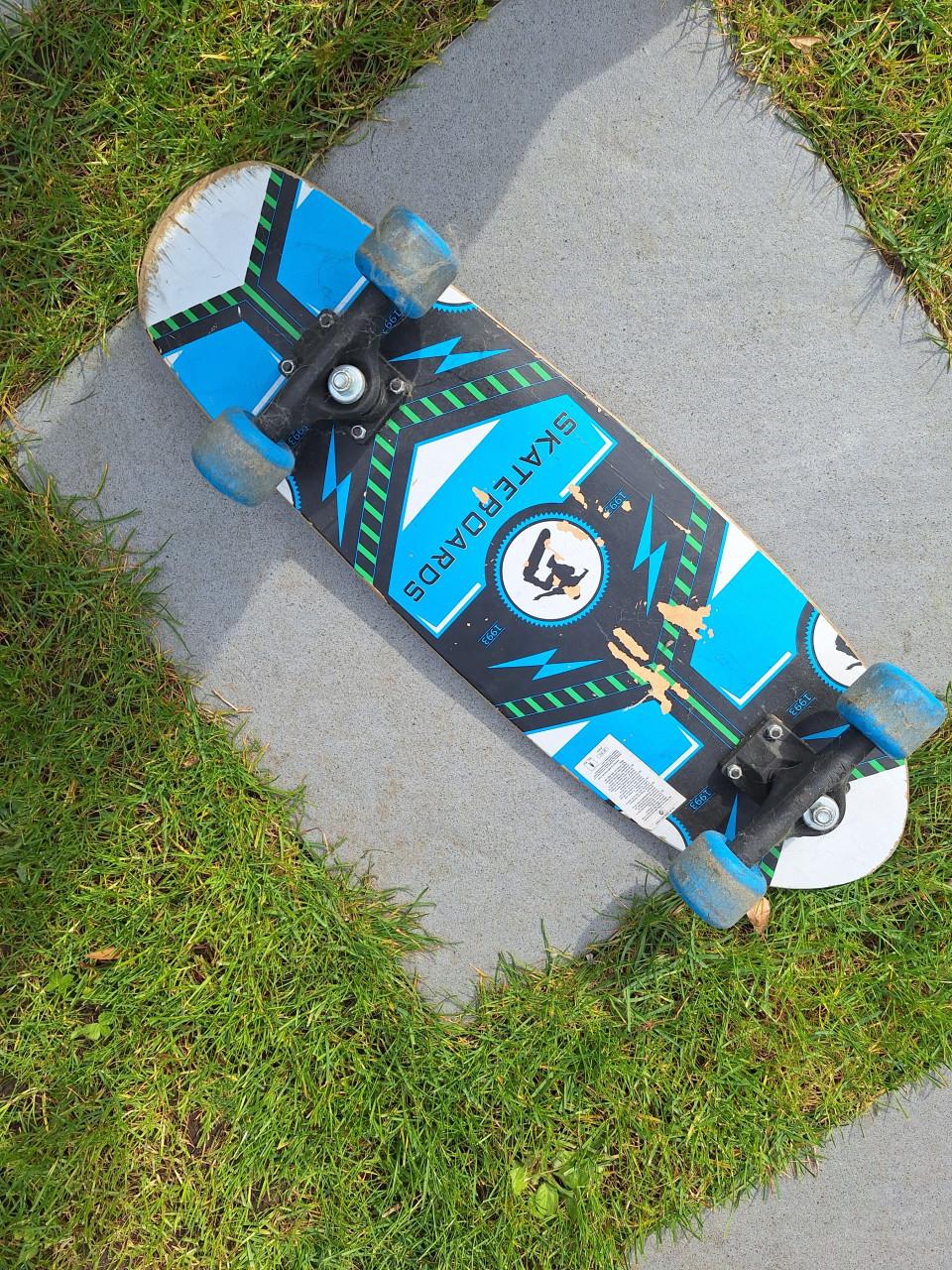 Skateboard