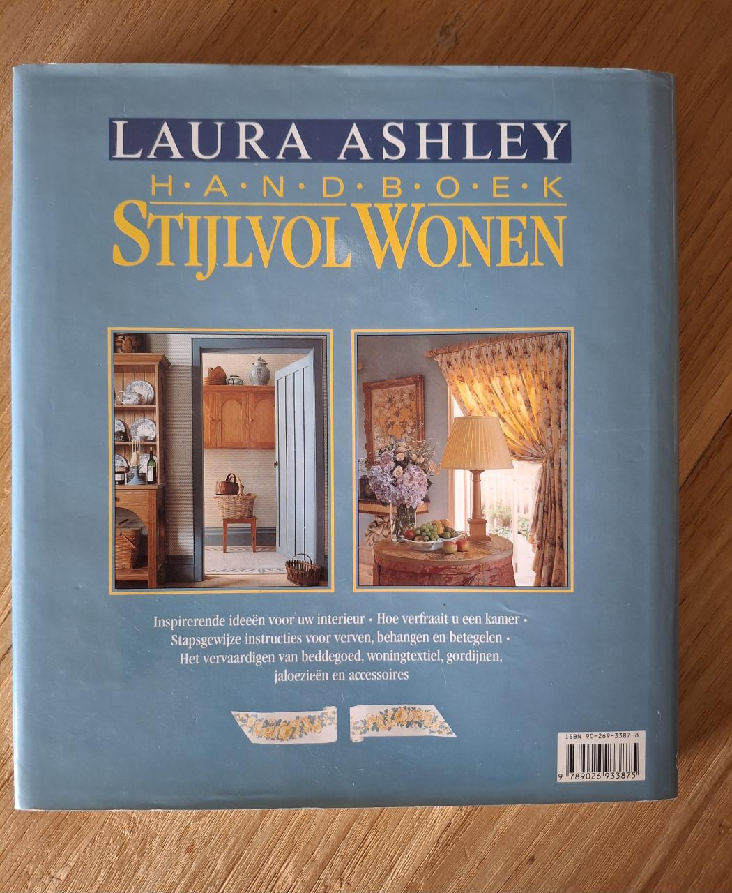 Boek: Laura Ashley, Stijlvol Wonen