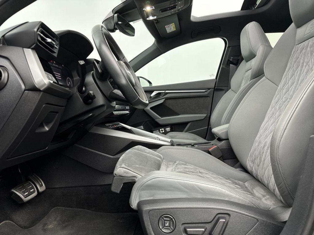 Audi A3 sportback 40 tfsi e advanced edition pano massage acc carplay s-lin