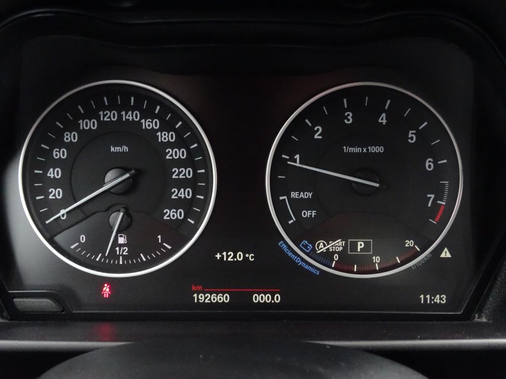 BMW 1 Serie 118i corporate lease essential automaat | led | navi