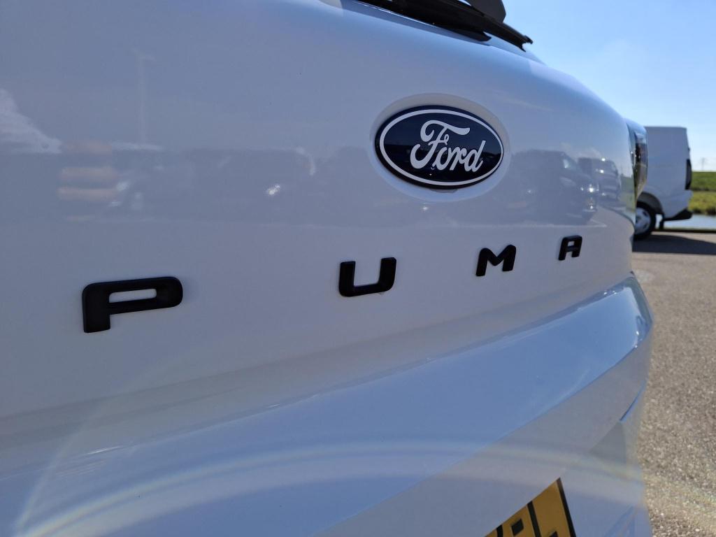 Ford Puma 1.0 ecoboost hybrid st-line | winter pack | comfort pack | cruise