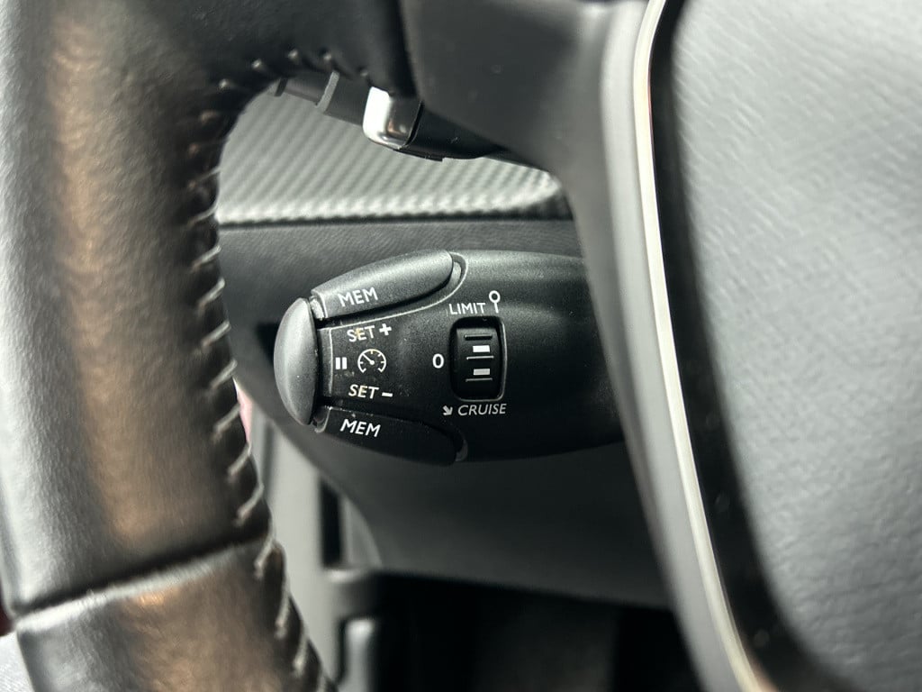 Peugeot 2008 130 pk automaat active | rijklaar | camera achter |