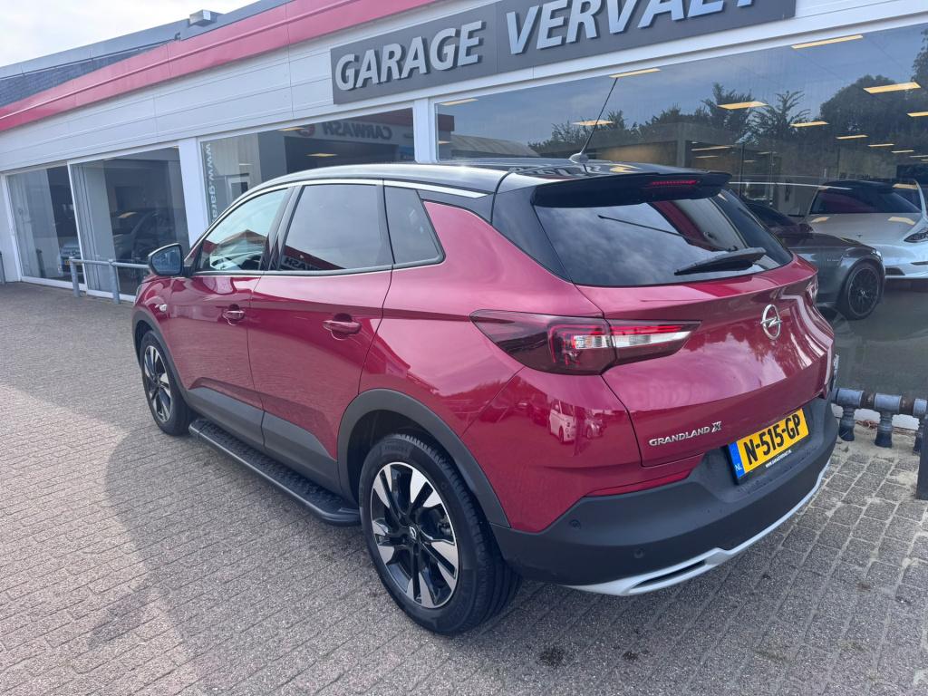 Opel Grandland X 1.2 turbo business edition