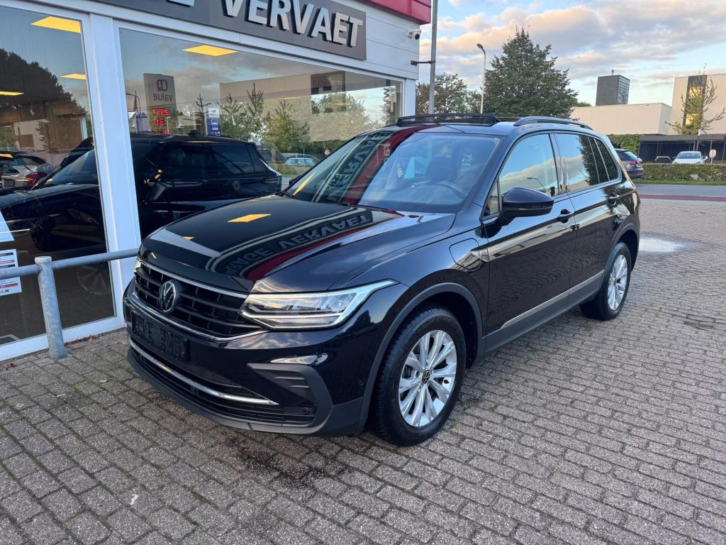 Volkswagen Tiguan 1.4 tsi ehybrid life
