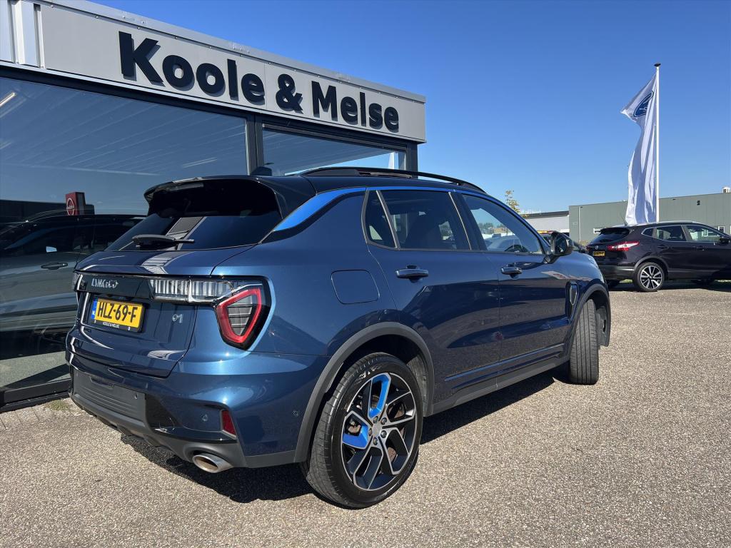 Lynk & Co 01 1.5 261pk phev 7dcth , panodak , adaptive cc , carplay , stoel