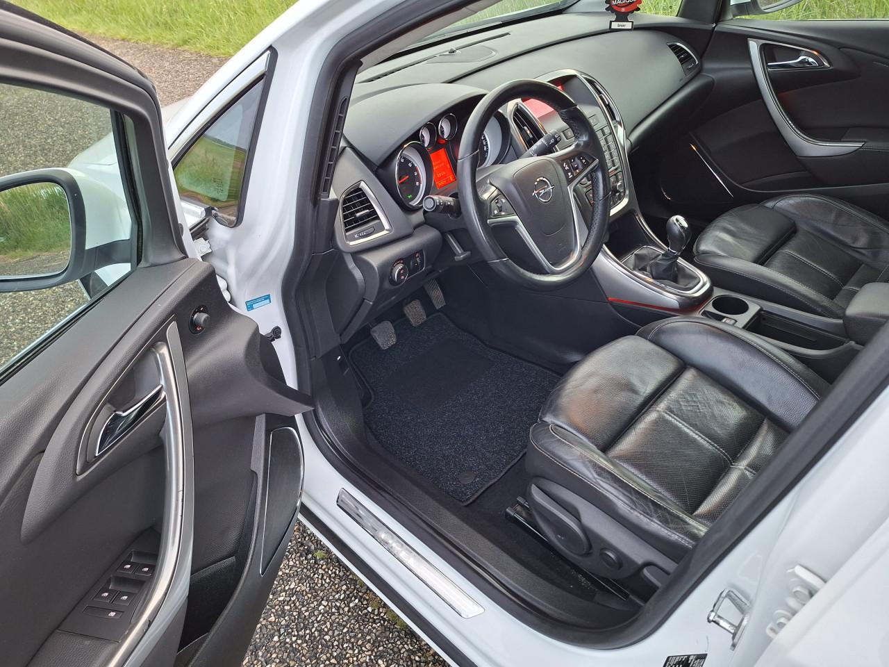 Opel astra 1.6 cosmo