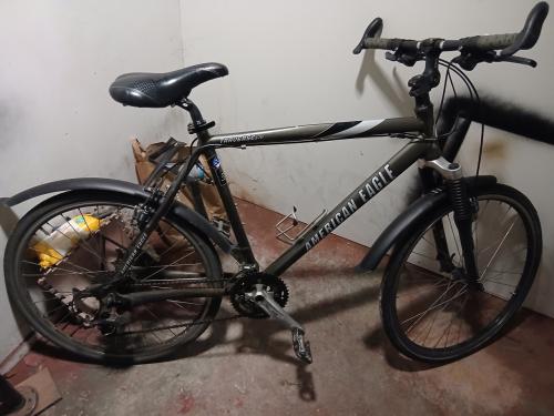 American Eagle Traverse 570 mountainbike.