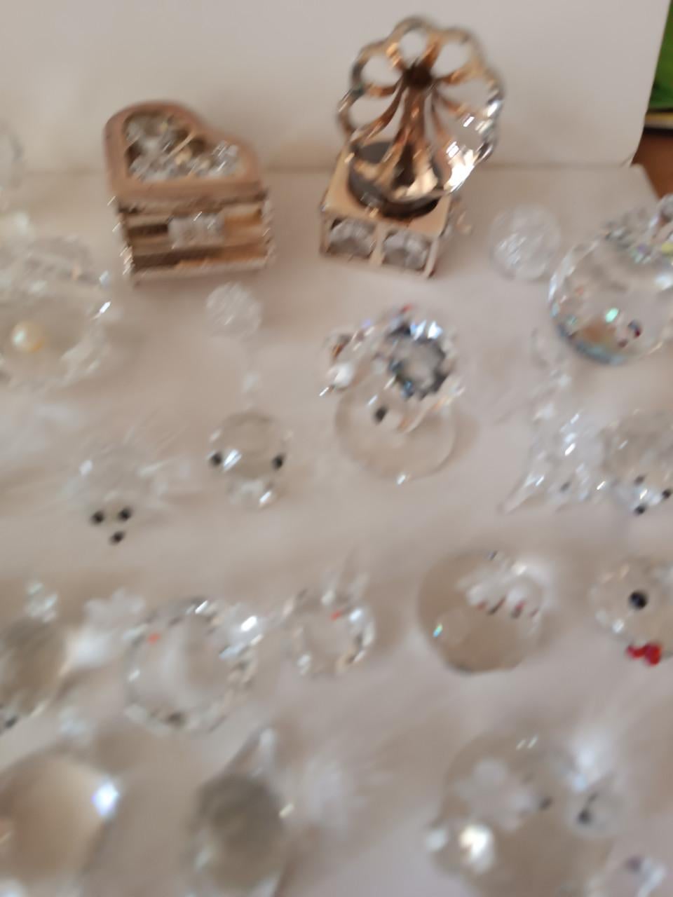 37 Kristallen Beeldjes:Dolfijn, Beer, Muizen, Zwanen e.v.a.
