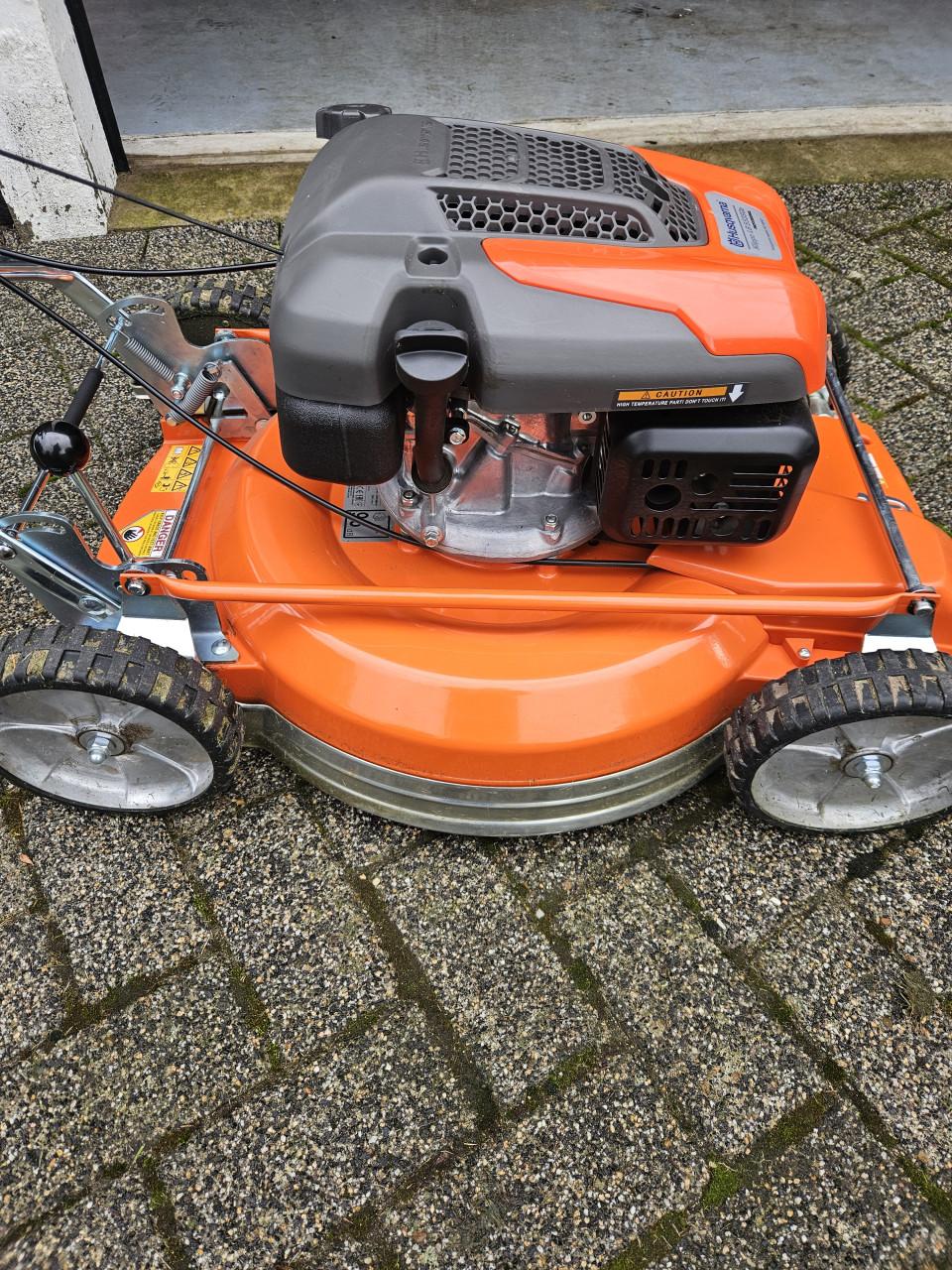 Professionele husqvarna aangedreven grasmaaier