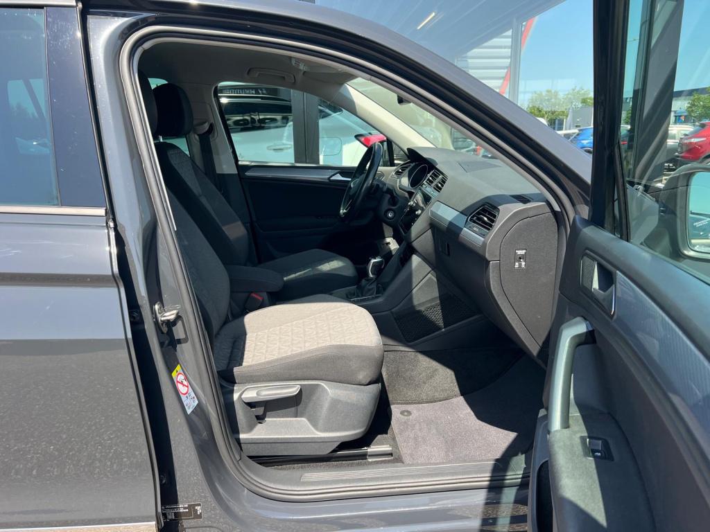 Volkswagen Tiguan 1.5 tsi 150pk dsg life elegance , trekhaak , adaptive cc 