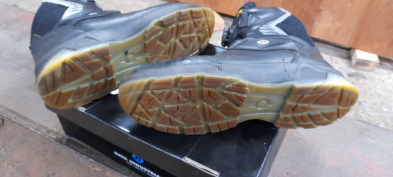 Bata werkschoenen maat 44