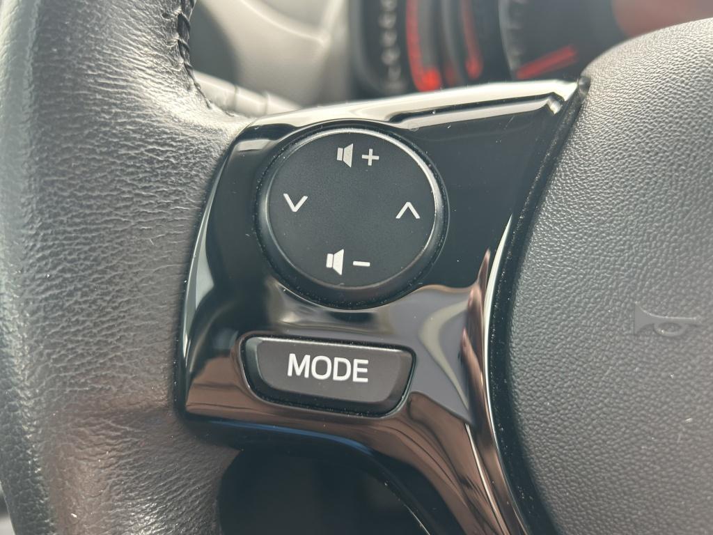 Peugeot 108 1.0 e-vti 72pk 5d active | airco | bluetooth | aux-ingang | rad