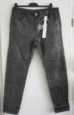 Nieuwe grijze broek metallic slangeprint  maat 44