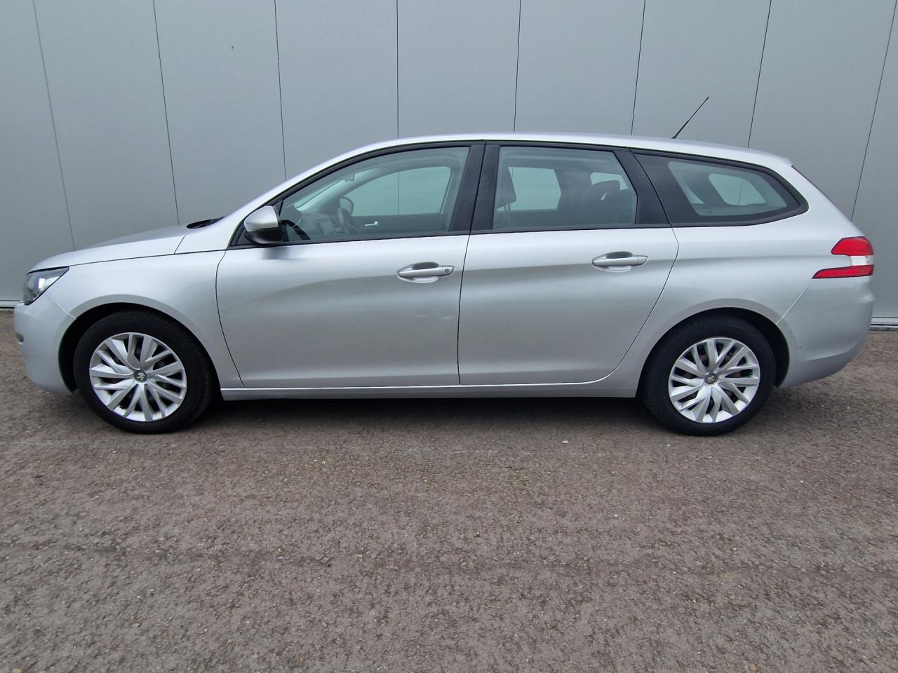 Peugeot 308 SW 1.2 PureTech Blue Lease