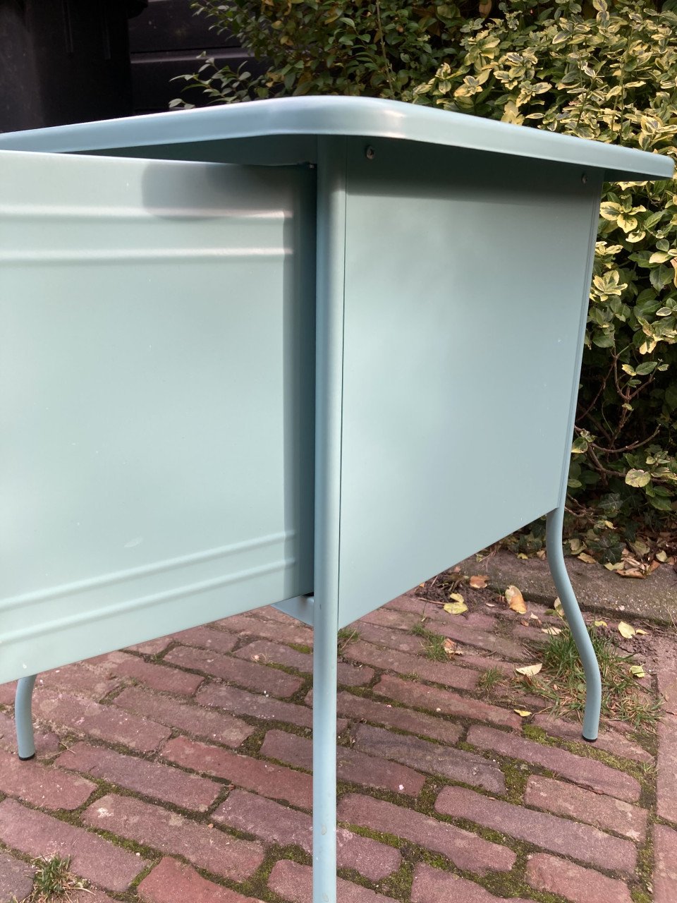 Blikvanger: IKEA VETTRE Nachtkastje (mintgroen/turquoise)