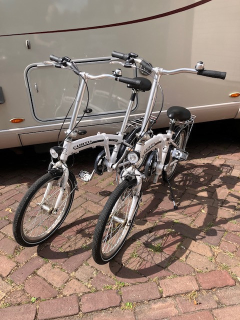 2 x Vouwfietsen