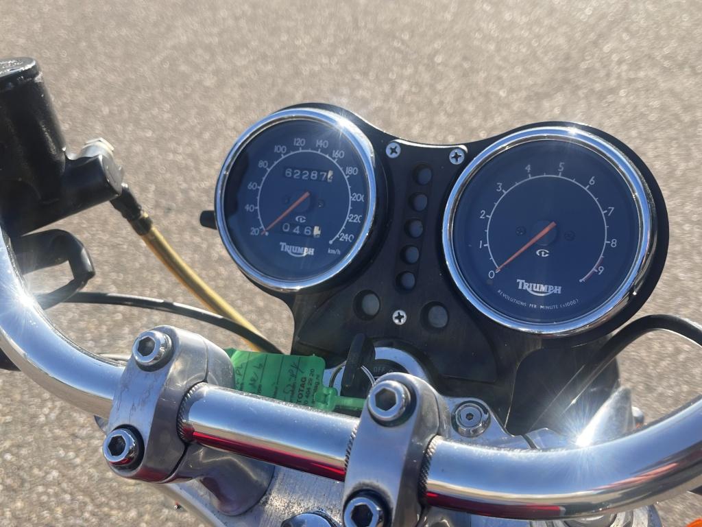 Triumph Thunderbird chopper sport