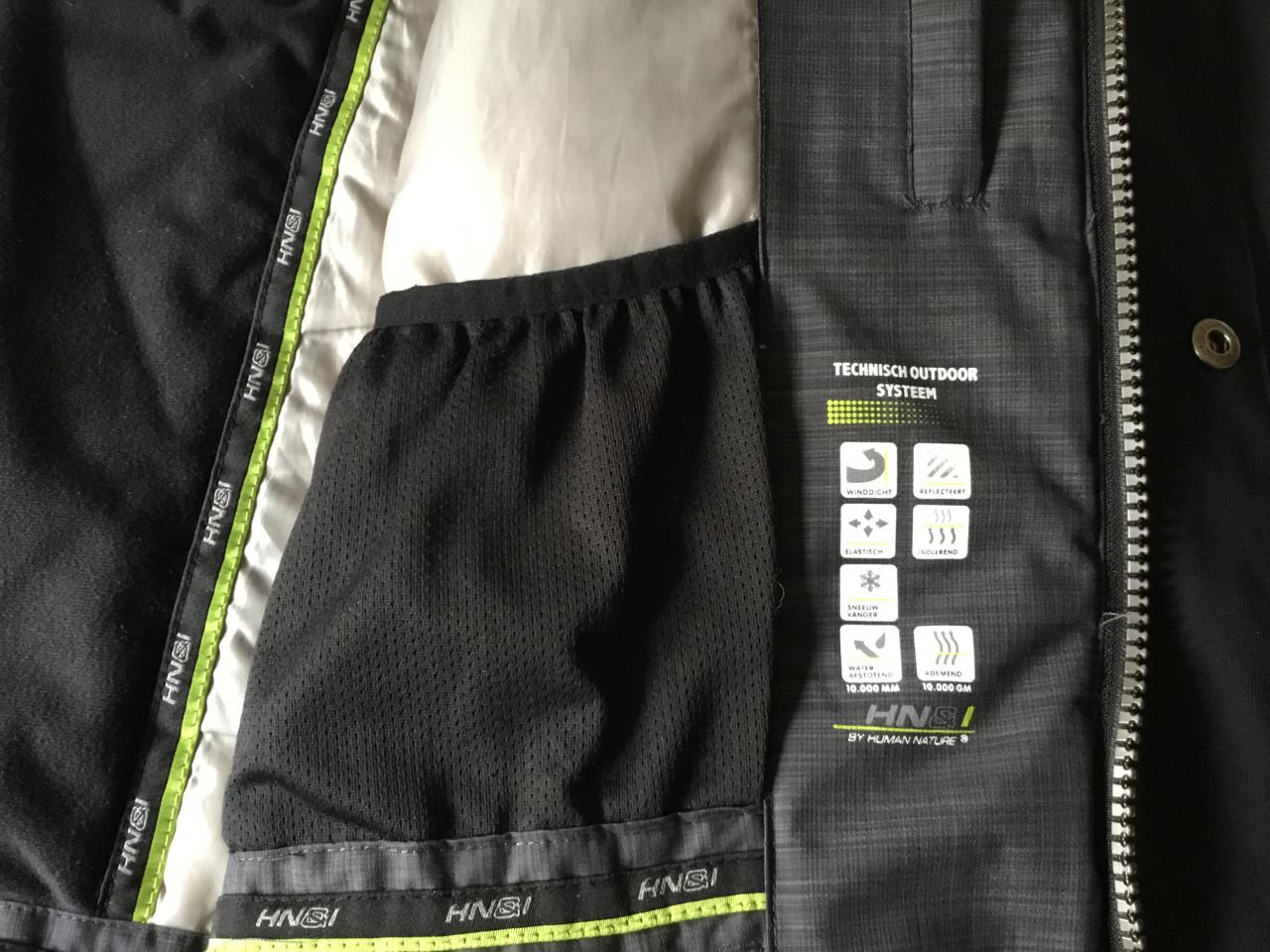 Ski- Jack.   Human Nature.  Maat XXL