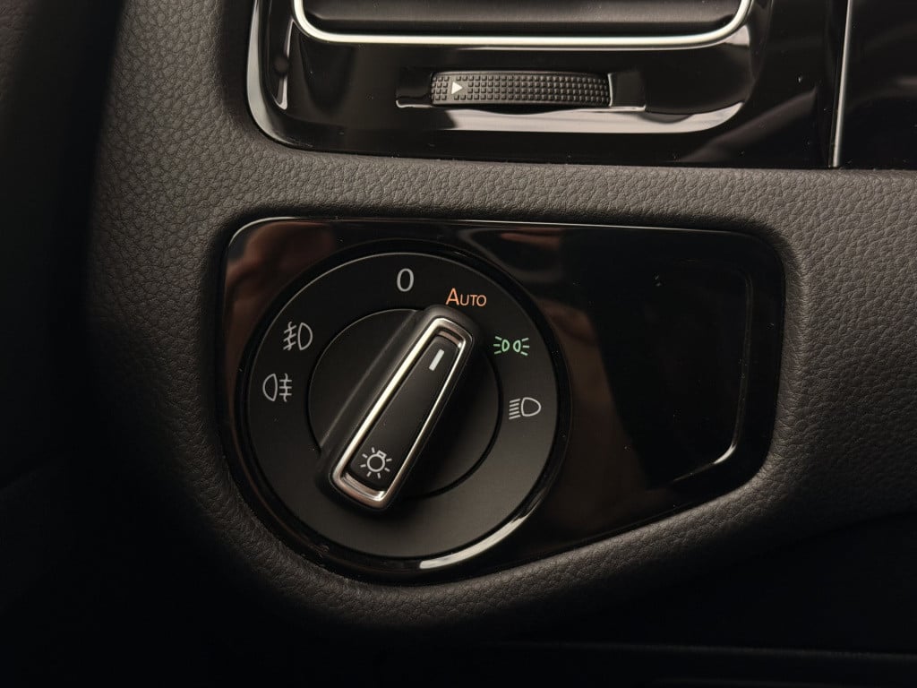 Volkswagen Golf variant 1.4 tsi highline | led | acc | massage | stoelverwa